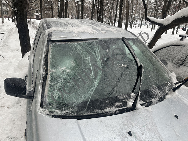Оценка LAND ROVER FREELANDER в Москве после падения снега на 334 500 руб